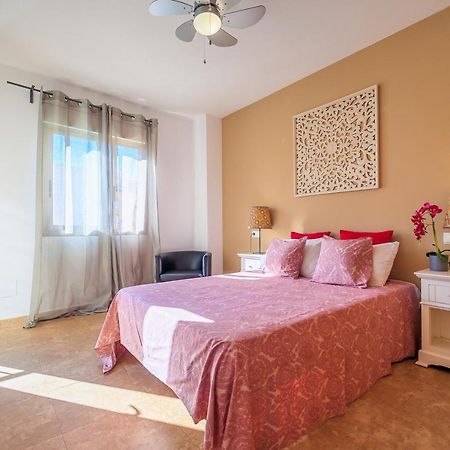 Apartamentos Madrid Τορεβιέχα Εξωτερικό φωτογραφία