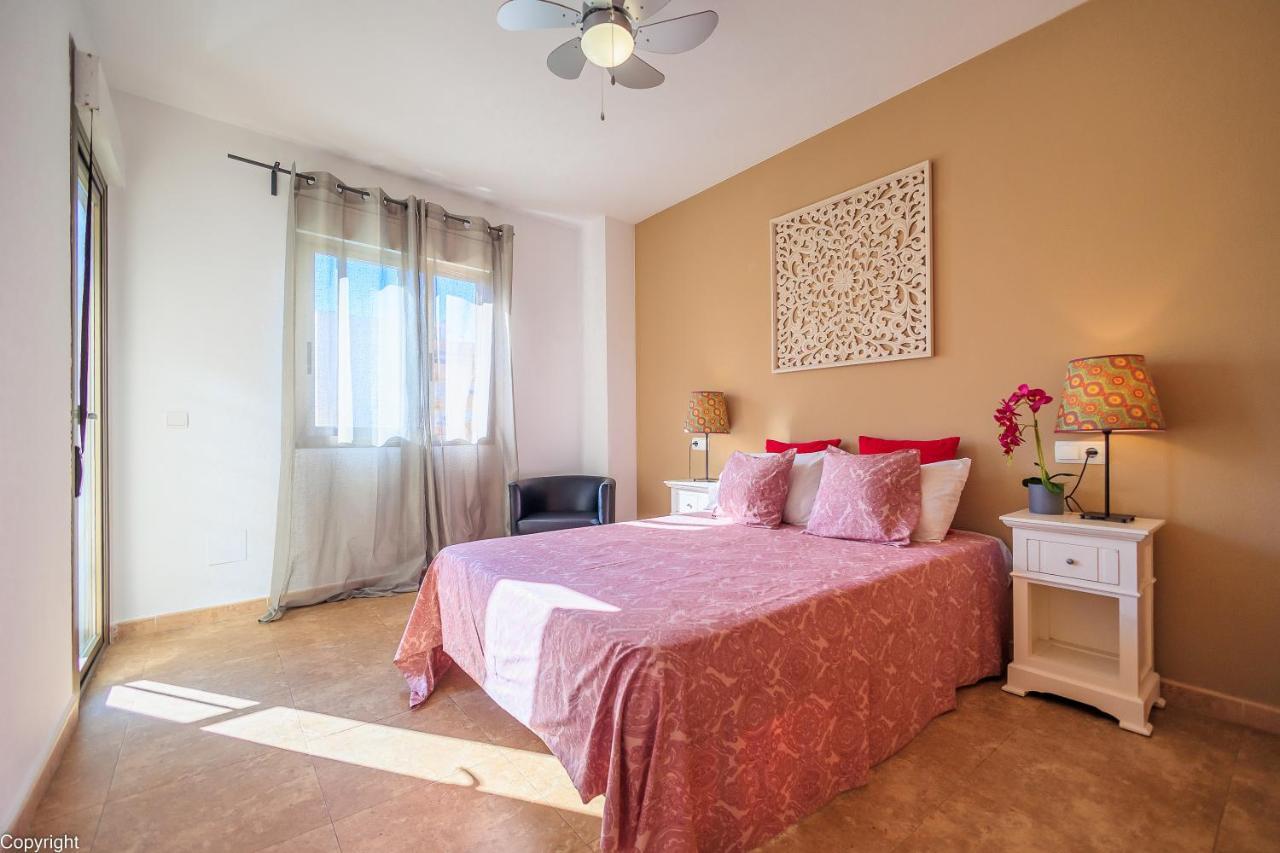 Apartamentos Madrid Τορεβιέχα Εξωτερικό φωτογραφία