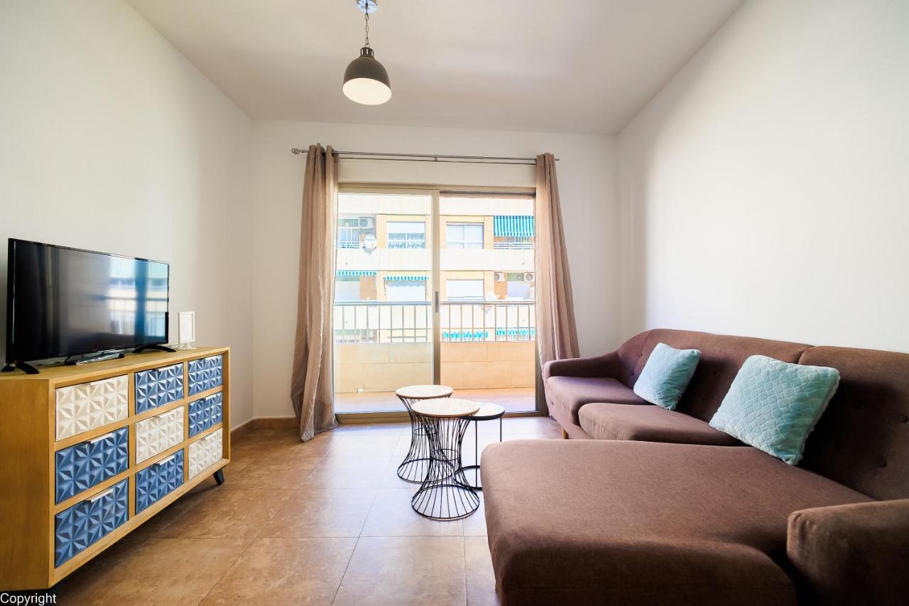 Apartamentos Madrid Τορεβιέχα Εξωτερικό φωτογραφία