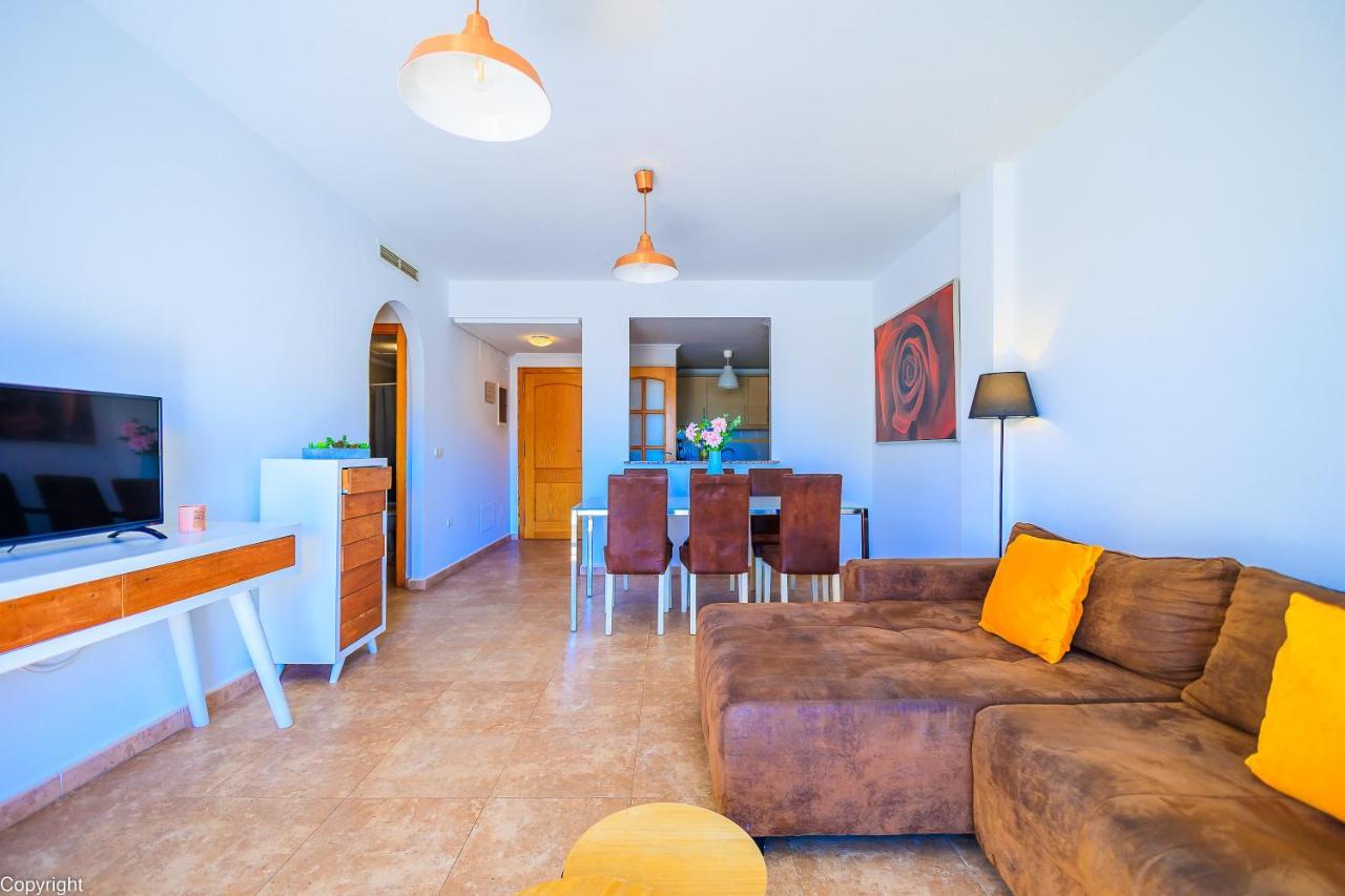 Apartamentos Madrid Τορεβιέχα Εξωτερικό φωτογραφία