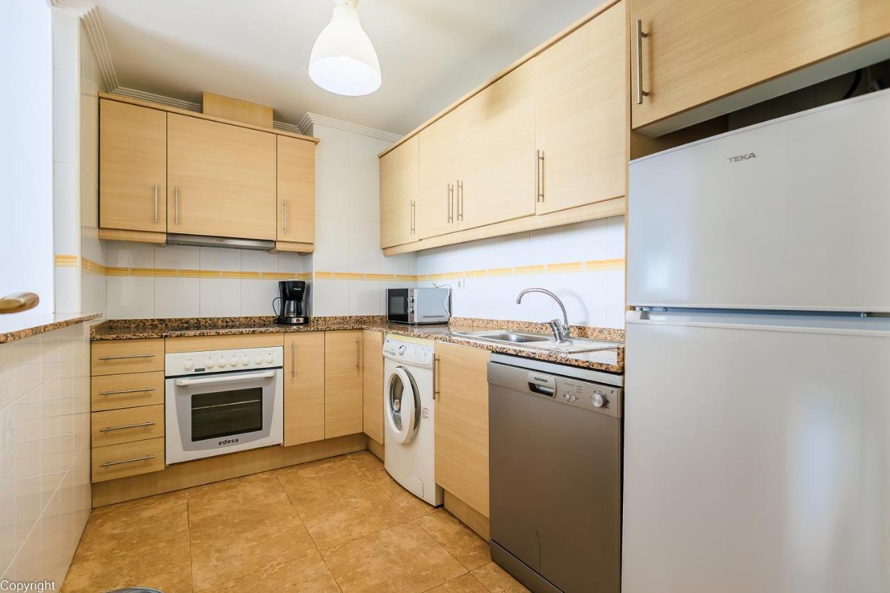 Apartamentos Madrid Τορεβιέχα Εξωτερικό φωτογραφία