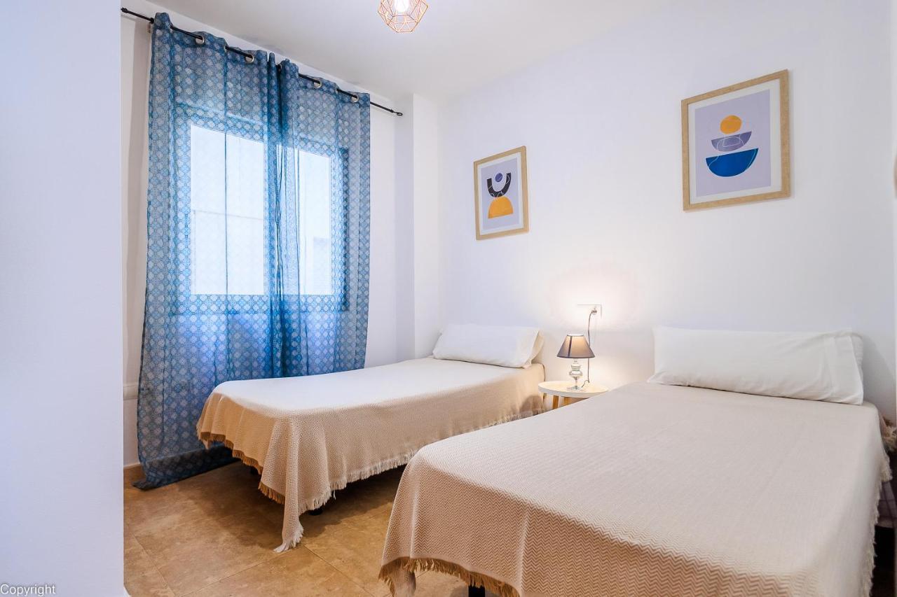 Apartamentos Madrid Τορεβιέχα Εξωτερικό φωτογραφία