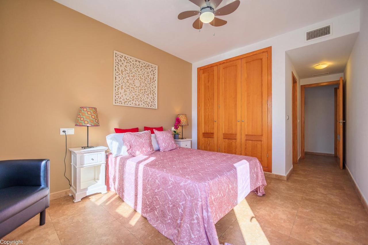 Apartamentos Madrid Τορεβιέχα Εξωτερικό φωτογραφία